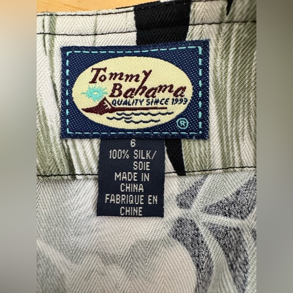 Vintage Y2K Tommy Bahama 100% Silk Floral Hawaiian Travel Vacation Skirt/Wrap - Picture 5 of 6